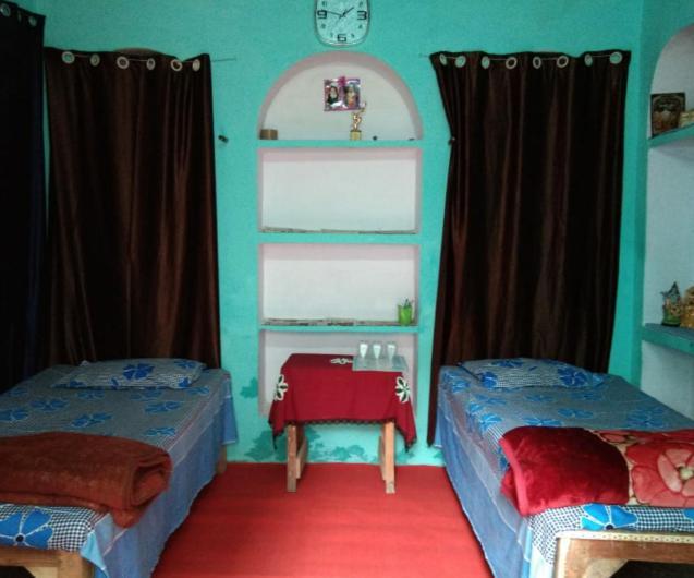 Mannat Rooms Аллахабад Экстерьер фото